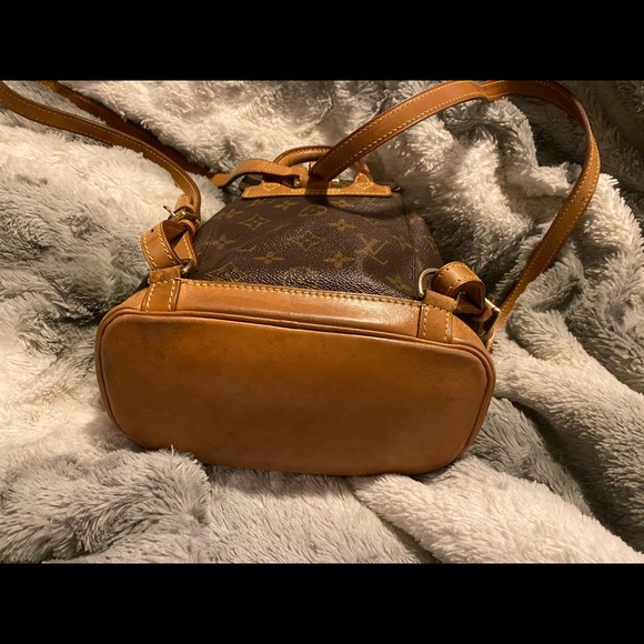 Louis Vuitton Montsouris Mini Monogram Backpack - Picture 4 of 9